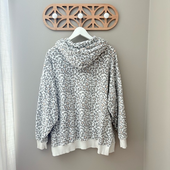 American Eagle Outfitters Pullover Leopard Print Hoodie Sz Medium - Picture 6 of 10